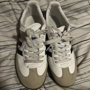 Adidas sambas